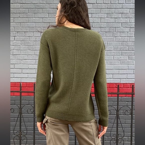 ❗️SOLD❗️Wilfred Free Isabelli Sweater Size XS - Picture 4 of 9